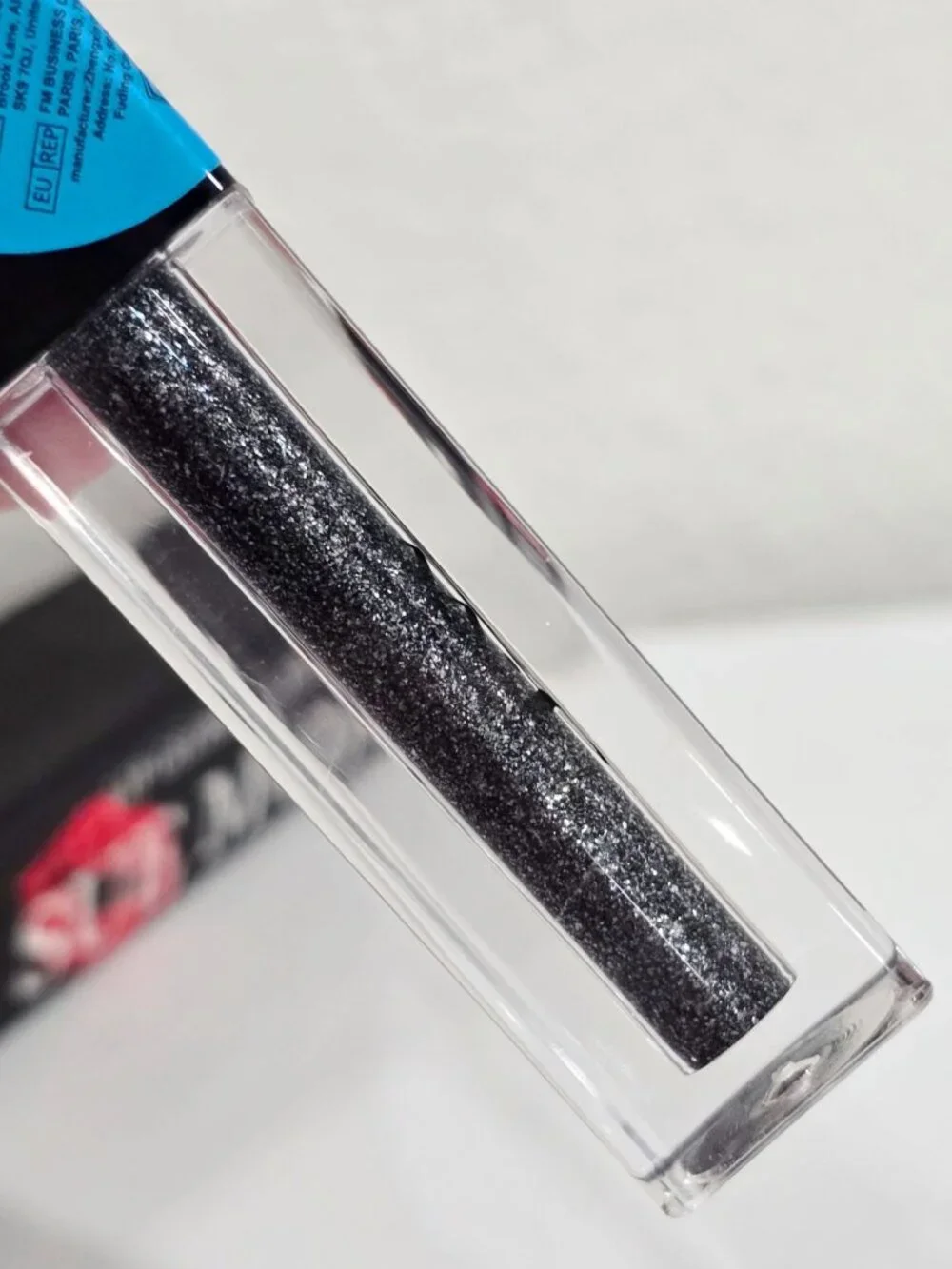 Sue More Lip Gloss & Eye Shadow Sparkle Black Dual‑Use Long‑Wear Formula NWT